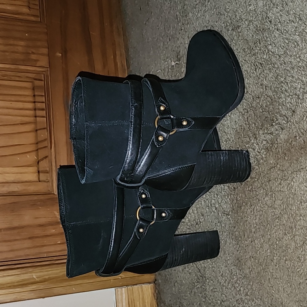 Ugg heel boots in great condition!